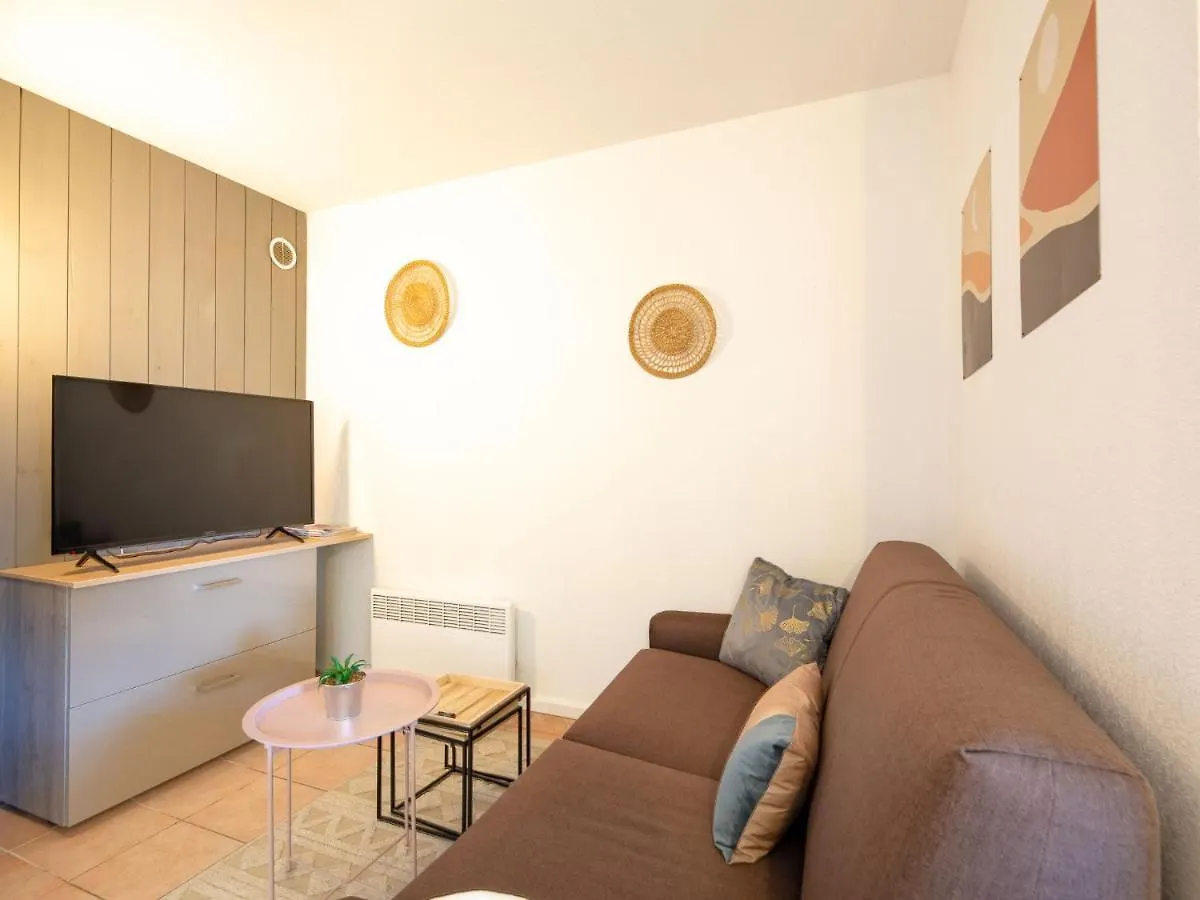 Apartment Residence Villa Toscane By Interhome Saint-Raphael
